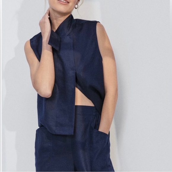 lunya Tops - NEW - Lunya Woven Linen Sleeveless Shirt